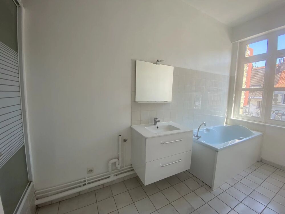 Location Appartement Beau T2 à louer en centre-ville Saint-omer