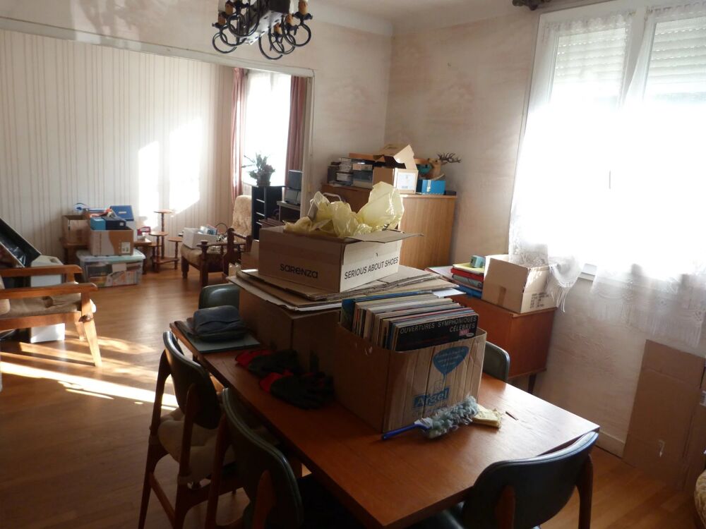 Vente Maison Vierzon -Village - Maison mitoyenne T5 - 104 M² Vierzon