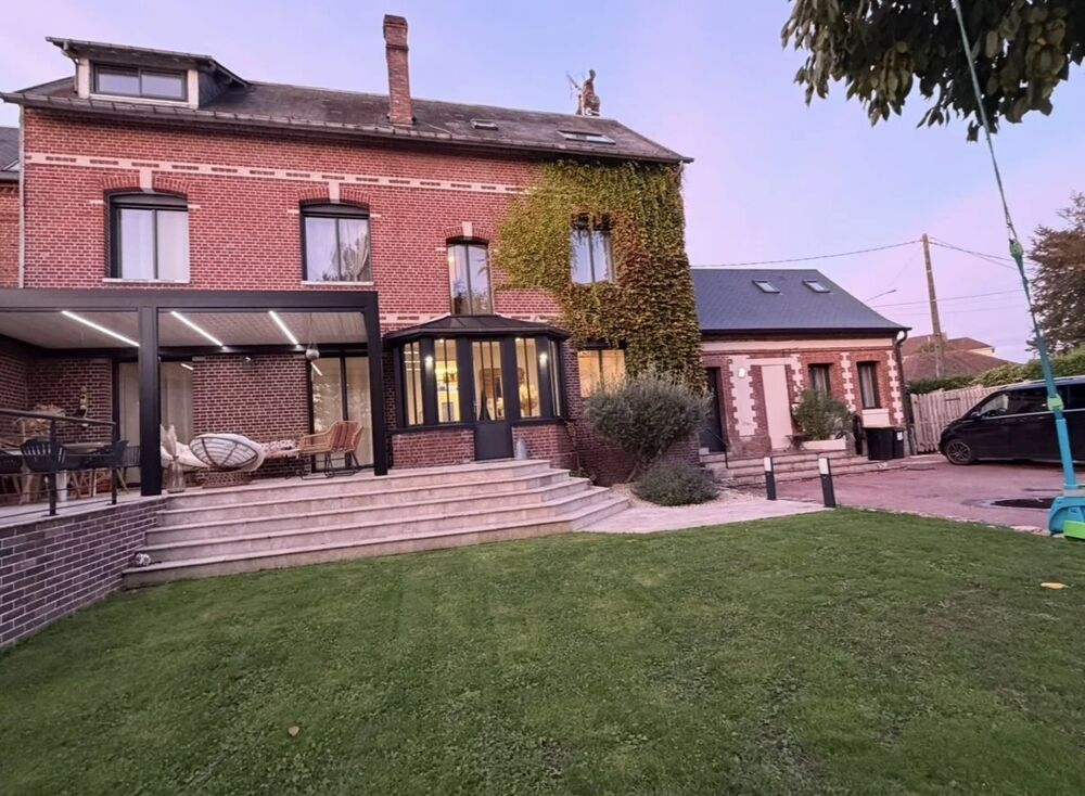 Vente Villa Superbe maison de 245 m² à Forges-les-Eaux, 6 chambres Buchy