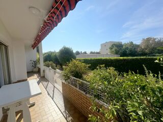  Appartement à louer 4 pièces 83 m²