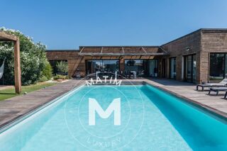  Maison à vendre 8 pièces 226 m²