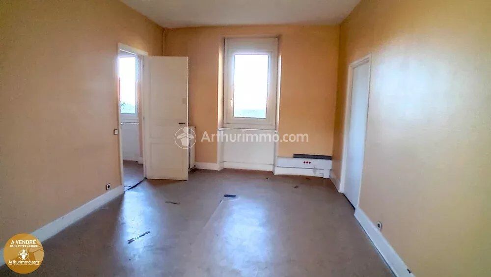 Vente Immeuble UNIQUE     Plein  centre de Mazamet  immeuble à aménager Mazamet