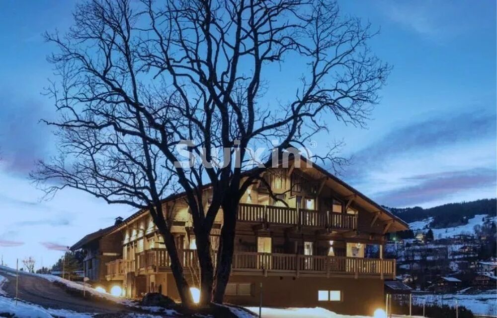 Demi chalet à vendre ski aux pieds à Megève.
