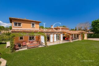  Maison � vendre 10 pi�ces 230 m�