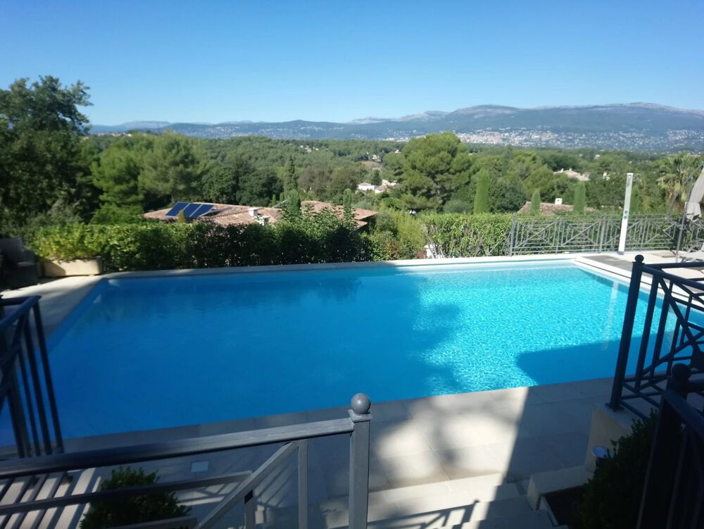 MOUGINS - Villa 6 pièces