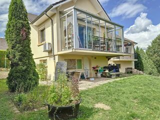  Maison  vendre 8 pices 186 m