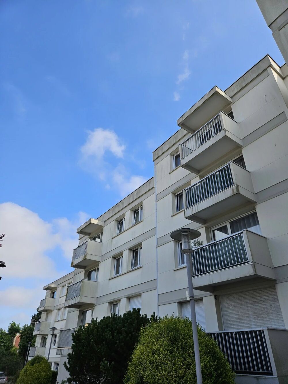Appartement T4 - 3 chambres, balcon, garage