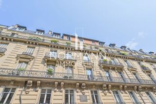 Apartment in Paris
