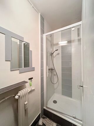  Appartement à louer 1 pièce 11 m²