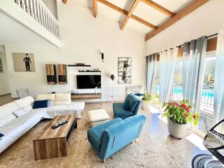  Maison à vendre 8 pièces 203 m²