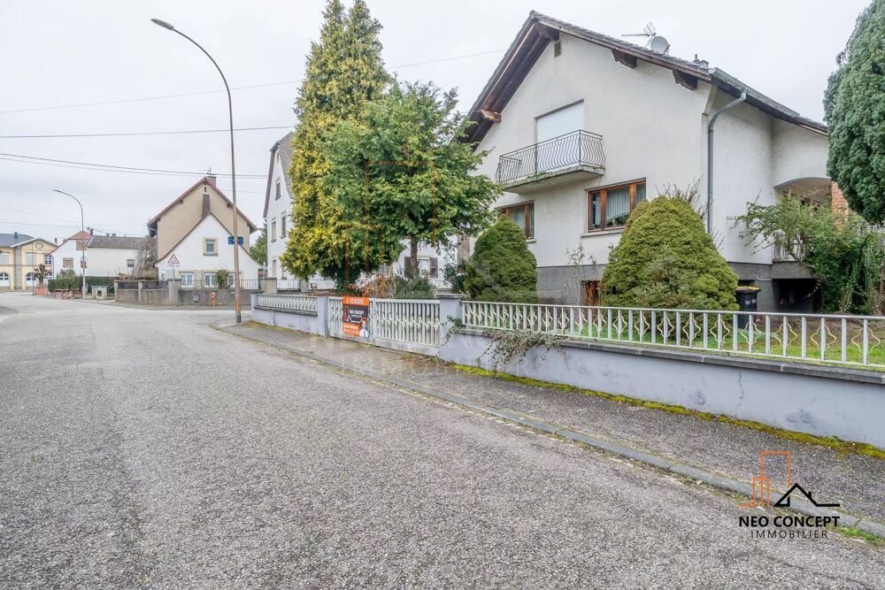 * TRES BELLE MAISON - 8 PIECES - 215 m² disponible à la vente su