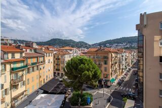  Appartement à vendre 5 pièces 138 m²
