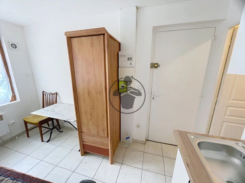 Location Appartement Studio meublé à Saint-Quentin Saint-quentin