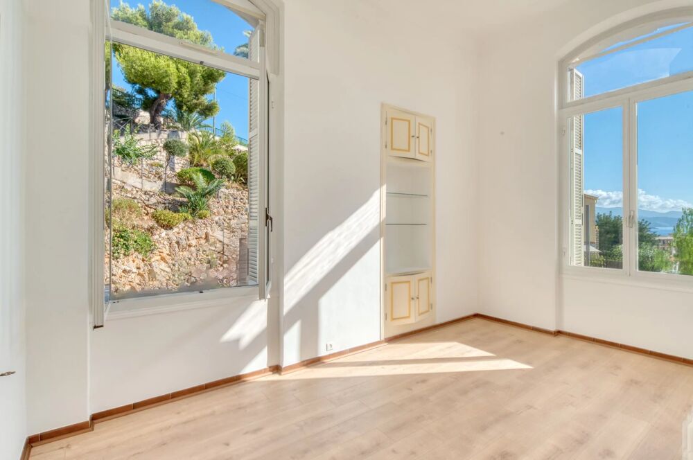 vendre  Appartement Roquebrune-Cap-Martin (06190)