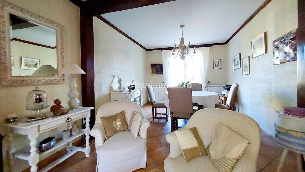 Baisse de prix Jolie Maison Familiale à Aussillon, 4 Chambres