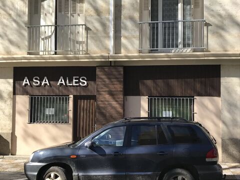 Local commercial 361 30100 Alès