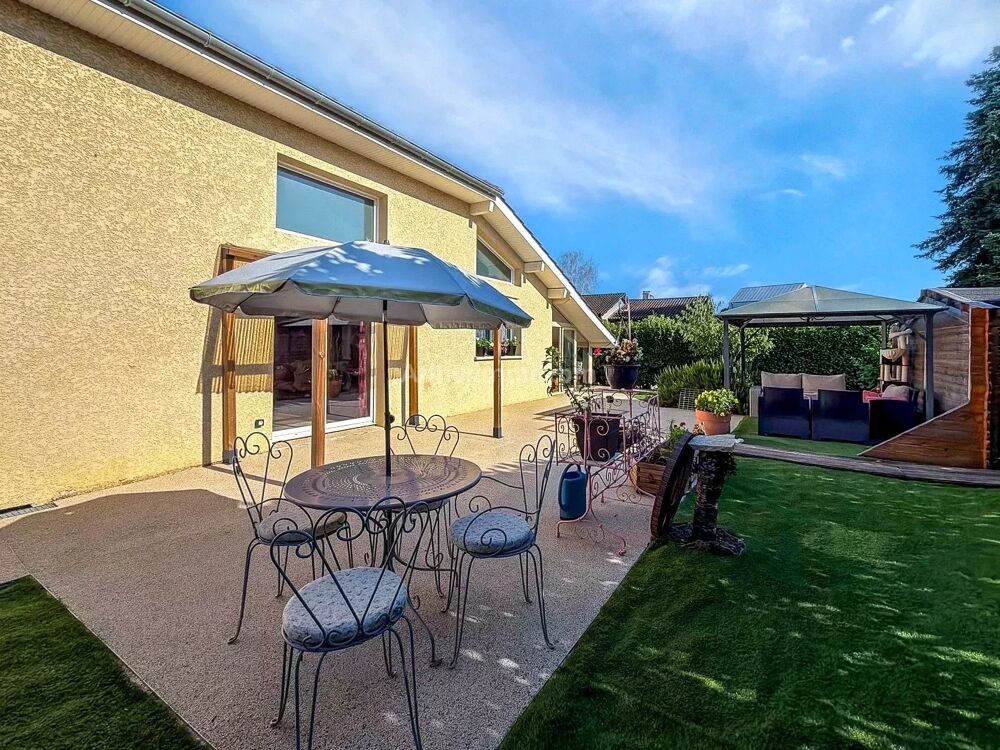 Vente Maison Villa 210 m² 4 chambres DPE C centre-ville Morestel