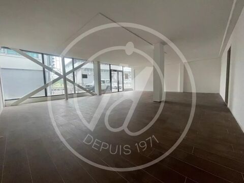 Local commercial 2450 97122 Baie-mahault