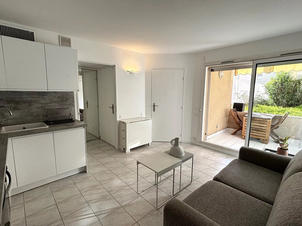 Vente Appartement RDJ 2P avec terrasse et parking + piscine Golfe-juan