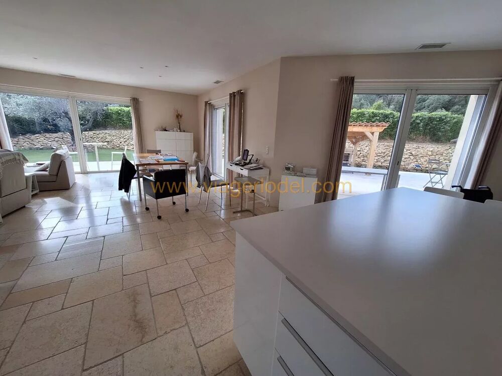 � vendre  Maison Le Plan-de-la-Tour (83120)