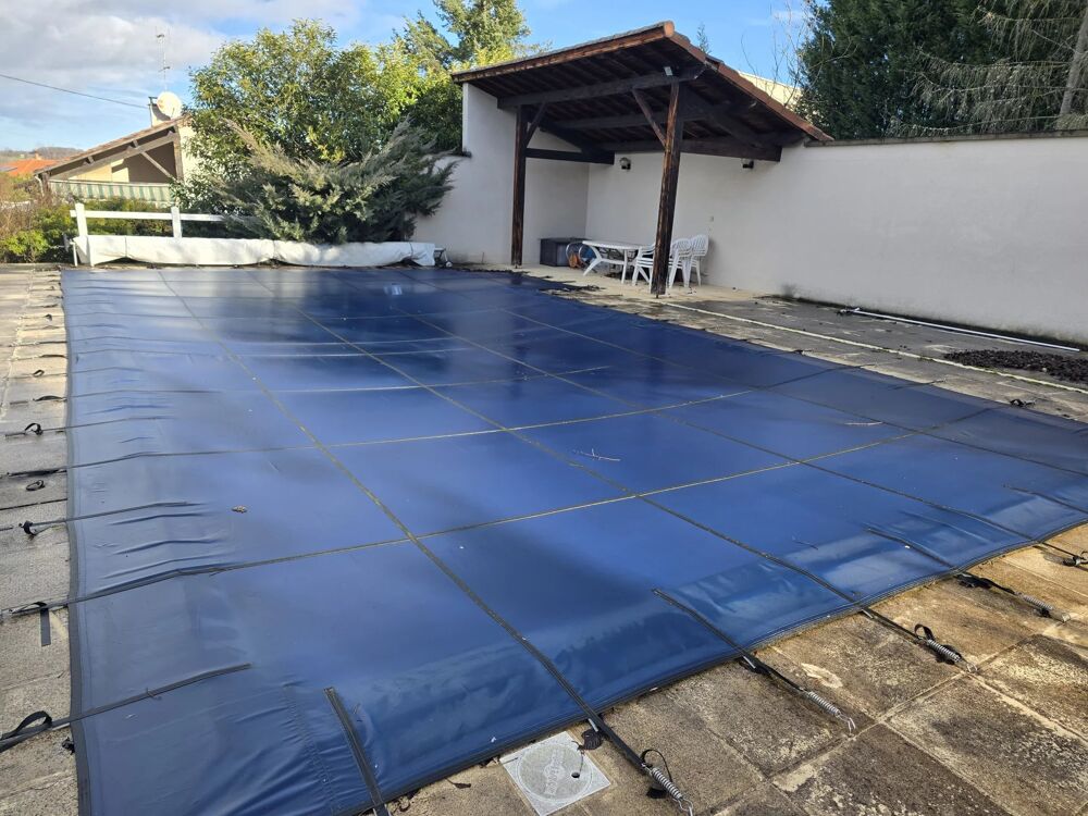 Vente Maison GRANDE MAISON DE PLAIN-PIED AVEC TERRAIN ET PISCINE Vergongheon