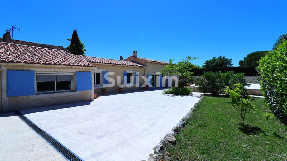 Maison Provençale de plein pied avec Piscine.