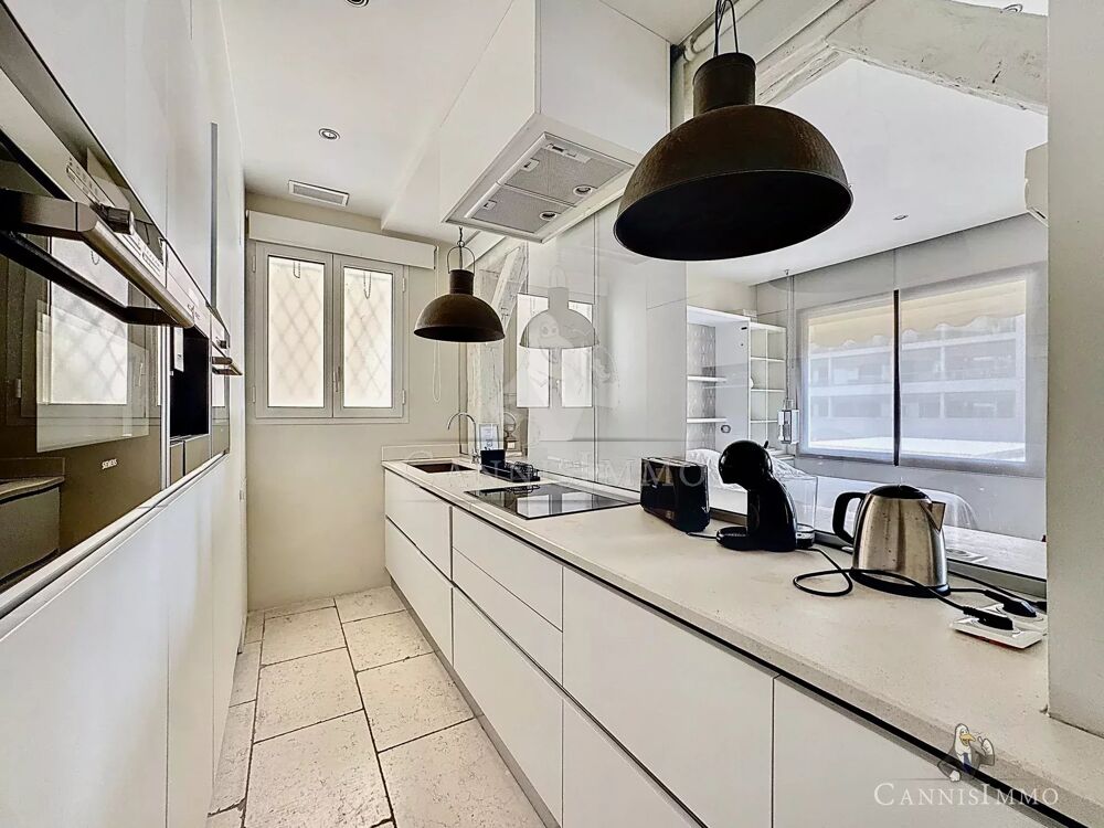 Vente Appartement 3 pièces 61 m² – Palm Beach, face Port Canto Cannes