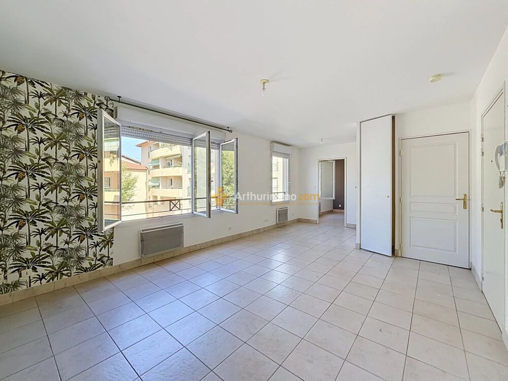 Location Appartement À louer – Appartement T2 avec garage et cave – Bourgoin-Jallieu Bourgoin-jallieu