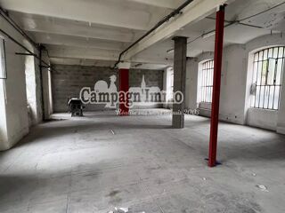  Immeuble à vendre 15 + pièces 866 m²