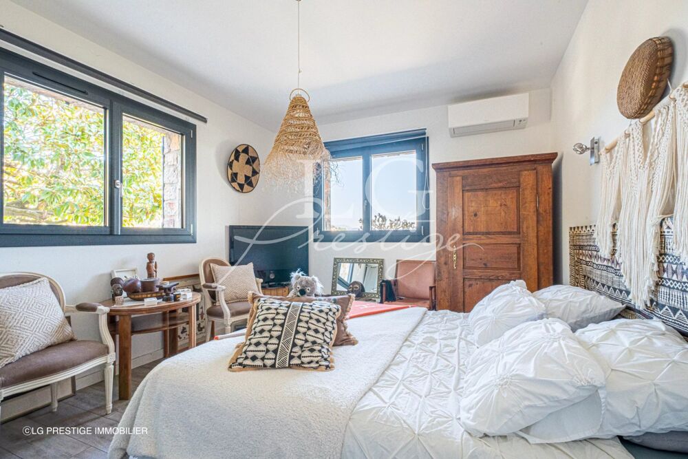 � vendre  Villa Mandelieu-la-Napoule (06210)