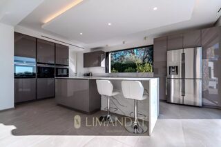  Maison � louer 7 pi�ces 276 m�