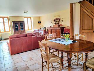  Maison à vendre 15 + pièces 635 m²