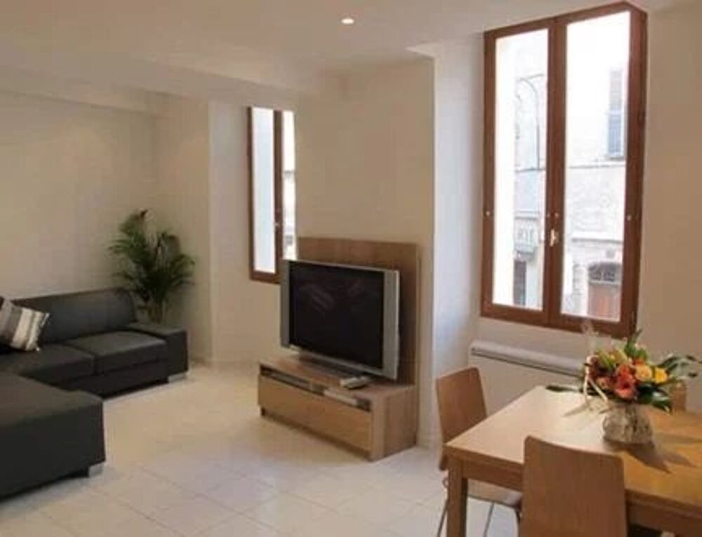 Location Appartement Deux pièces de 46m² avec terrasse de 12m² Juan-les-pins
