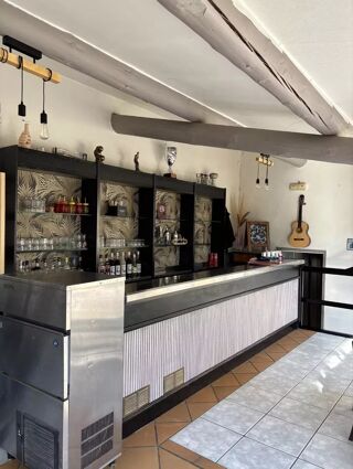  Immeuble � vendre 8 pi�ces 312 m�