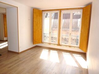  Appartement à louer 5 pièces 90 m²