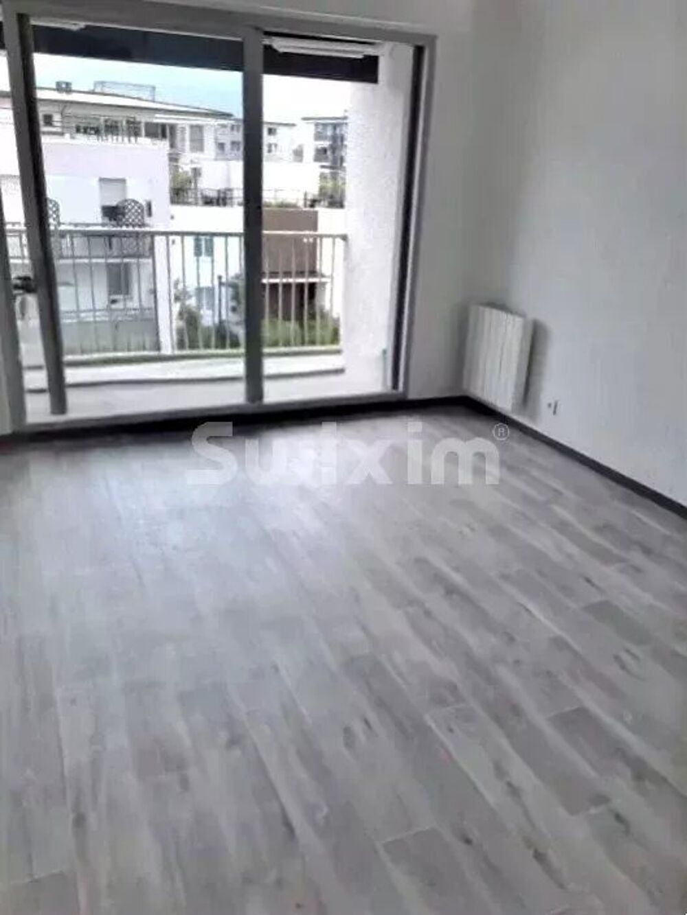 Vente Appartement PROCHE CENTRE AIX-LES-BAINS - STUDIO AVEC TERRASSE ET PARKING Aix-les-bains