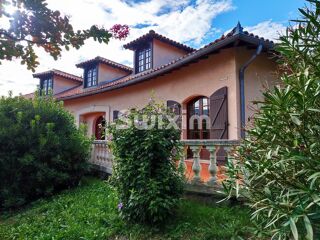  Villa � vendre 8 pi�ces 280 m�