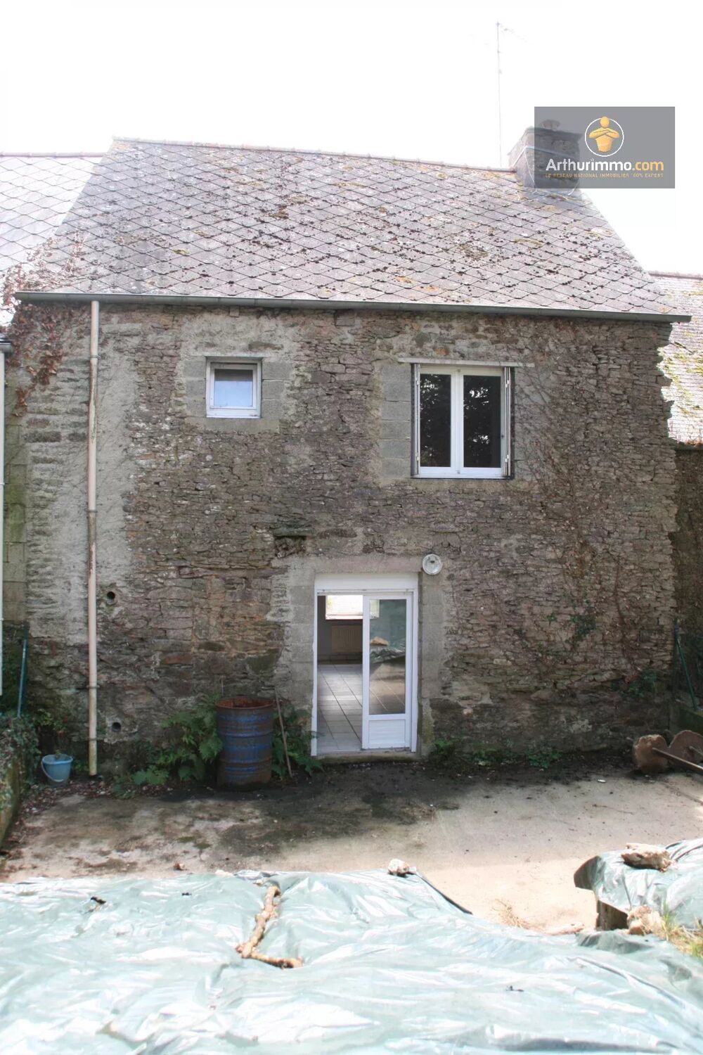 FORGES DE LANOUEE MAISON 2 CHAMBRES AVEC TERR. 400 M²