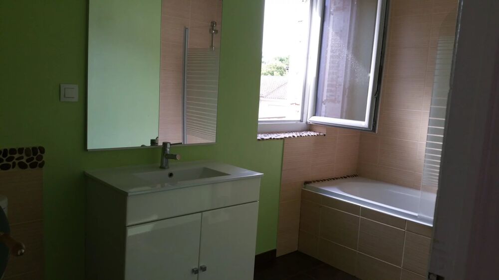 Location Appartement SPACIEUX T4 TRAVERSANT Saint-jory