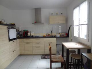  Maison � vendre 4 pi�ces 82 m� Caz�res