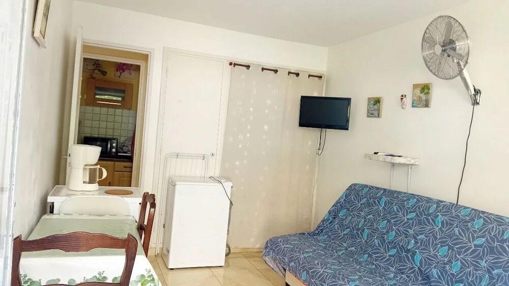 Location Appartement Studio climatisé à 250 mètres de la mer Cannes