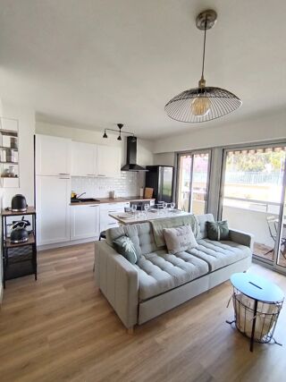 Appartement à louer 1 pièce 34 m²