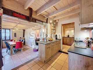  Maison � vendre 8 pi�ces 325 m�