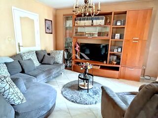  Maison � vendre 8 pi�ces 233 m�