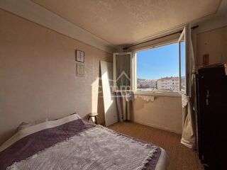  Appartement � vendre 5 pi�ces 82 m�