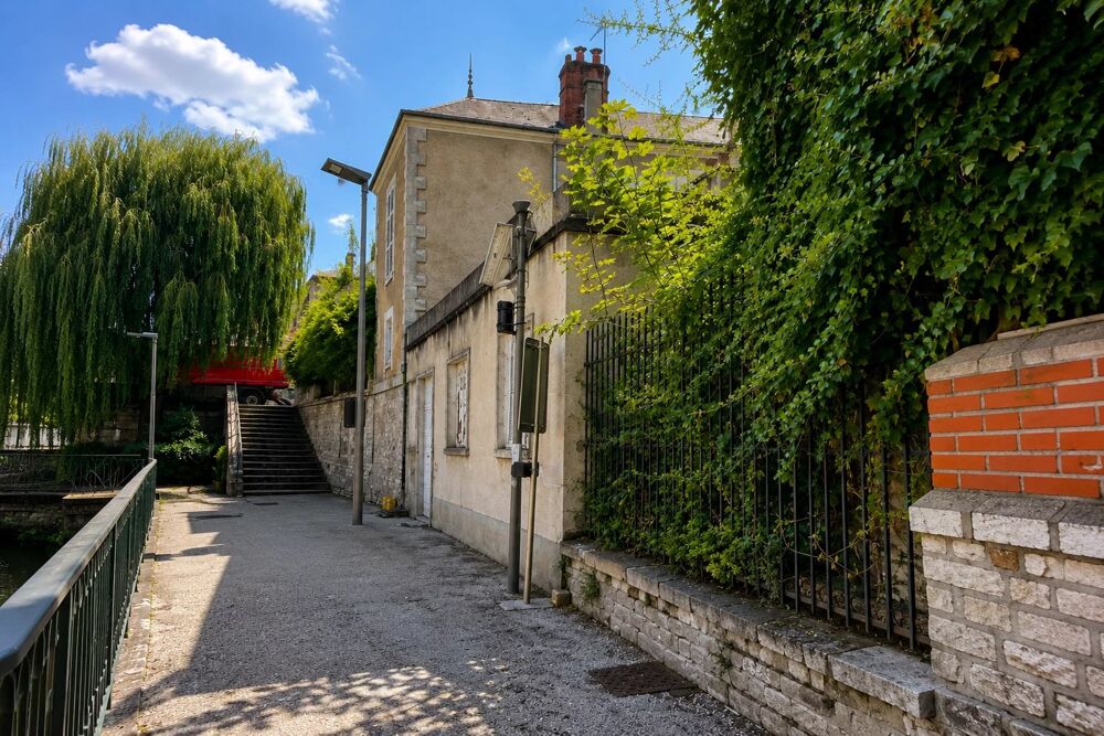 Vente Maison Ensemble immobilier de caractère de 522 m² Montargis