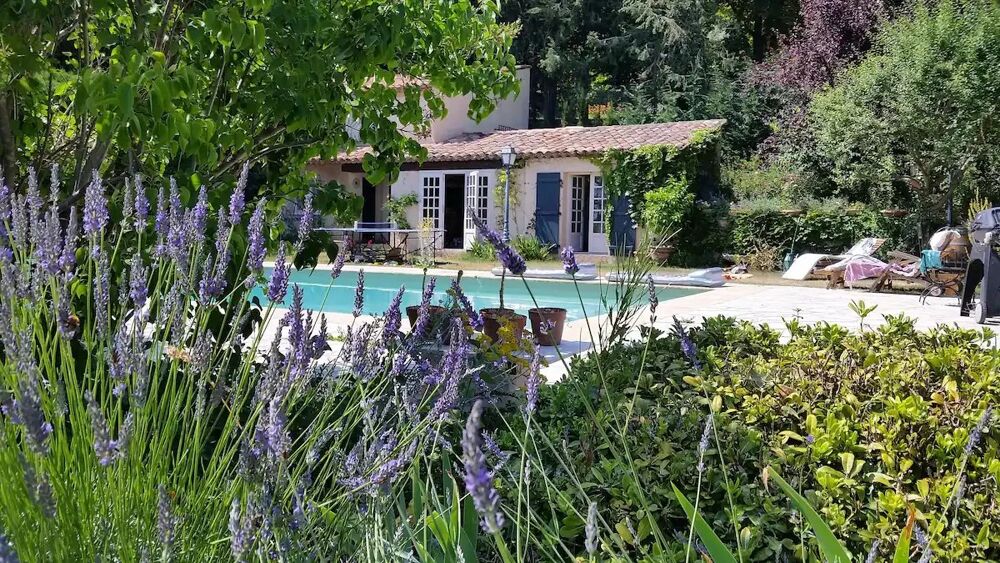 À Vendre Propriété d'Exception avec Villa principale, Maison d'