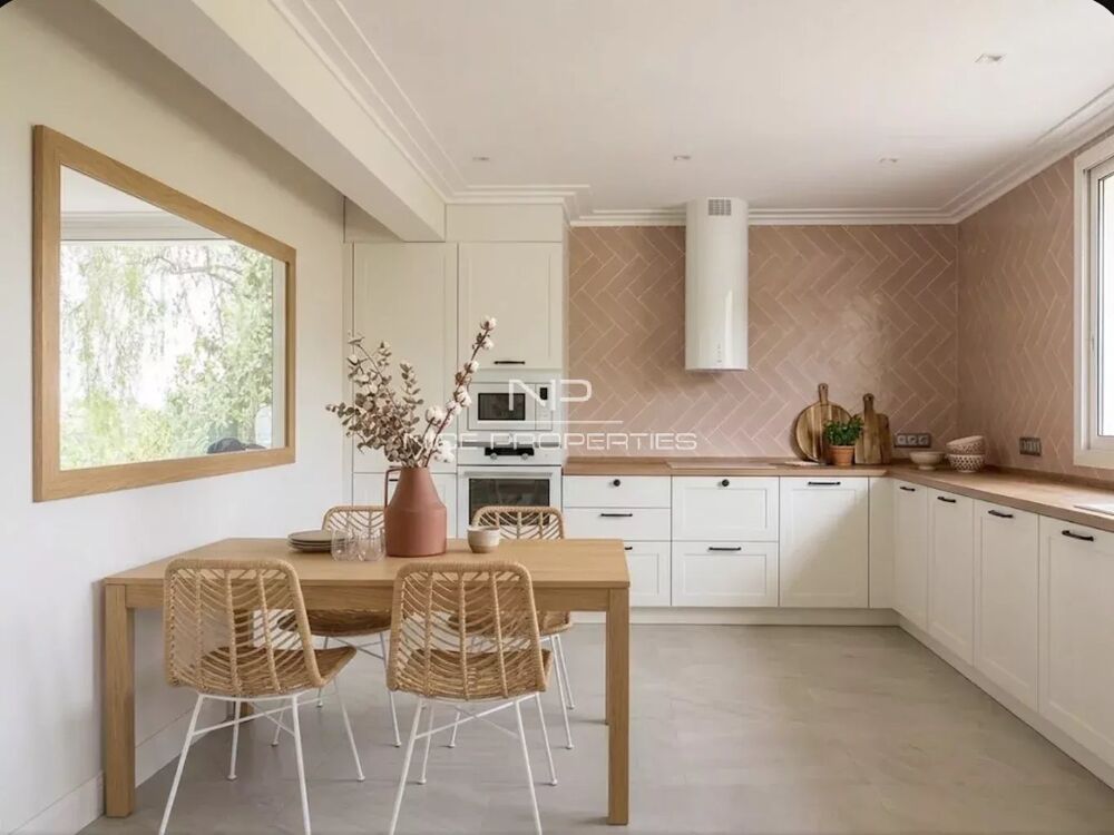 à vendre  Maison Roquebrune-Cap-Martin (06190)