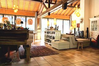  Maison à vendre 11 pièces 330 m²