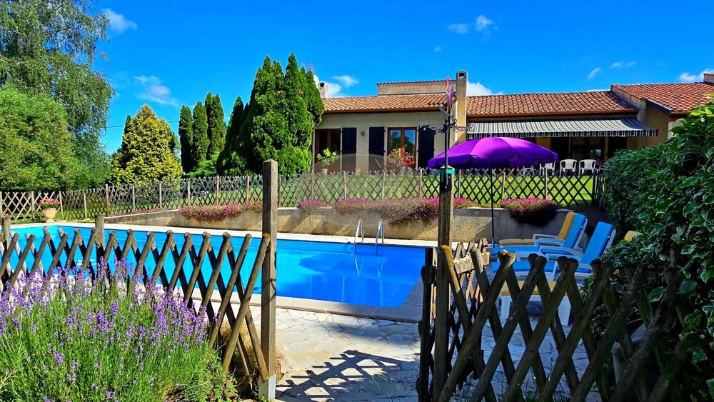 Villa, piscine et tennis